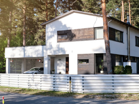 Bennys Painting Services - Exterior House Painting